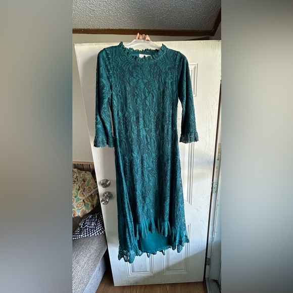 Dainty Jewells high-low dress! - Picture 2 of 5